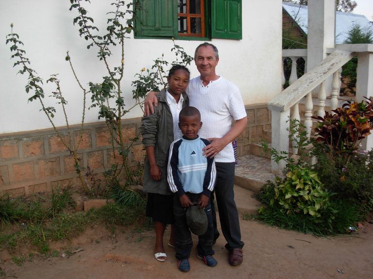 Paul avec Louva et Fanieva.