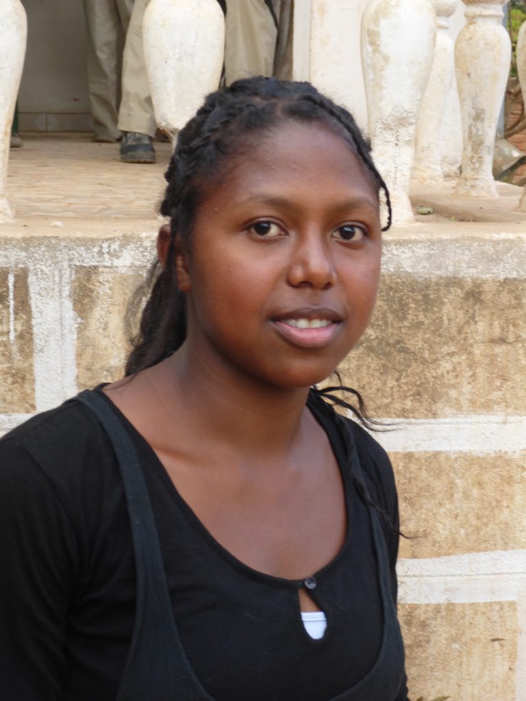 Sidonie, lycéenne en 1ère année avant la terminale.